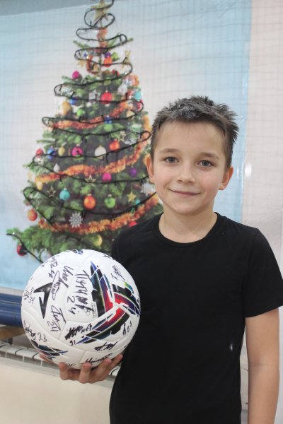 Дмитрий Ильичев и полицейские Приангарья исполнили новогоднюю мечту 13-летнего мальчика из города Черемхово